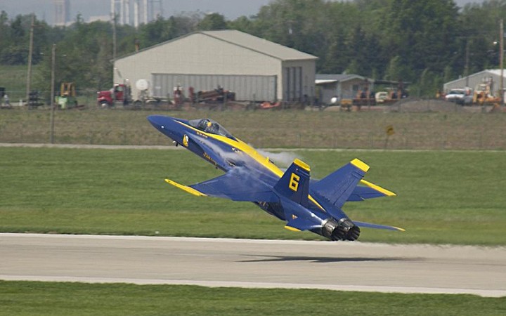 Short Roll Take Off