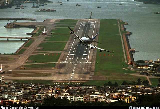 this runway looks mighty short