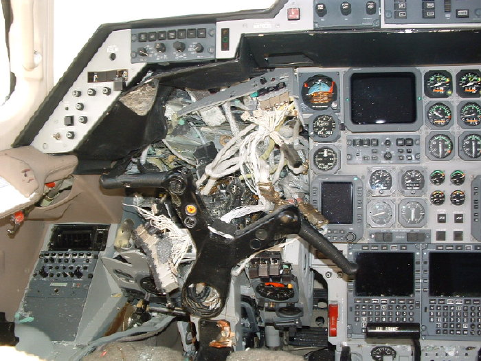 Lady Captains ROCK... Look at that instrument panel